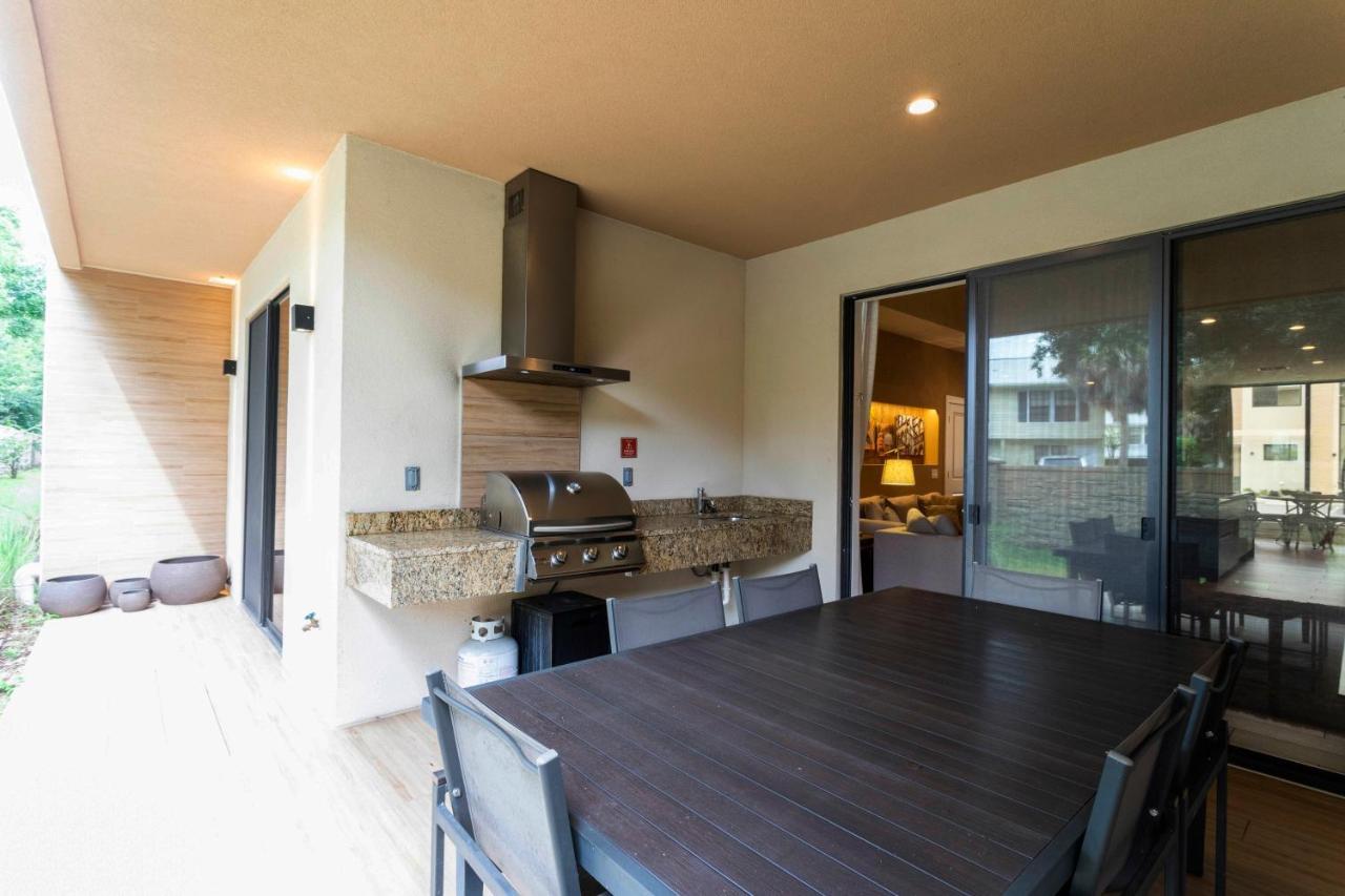 Stunning 4 Bd Close To Disney @ Magic Village Resort 7537 オーランド エクステリア 写真