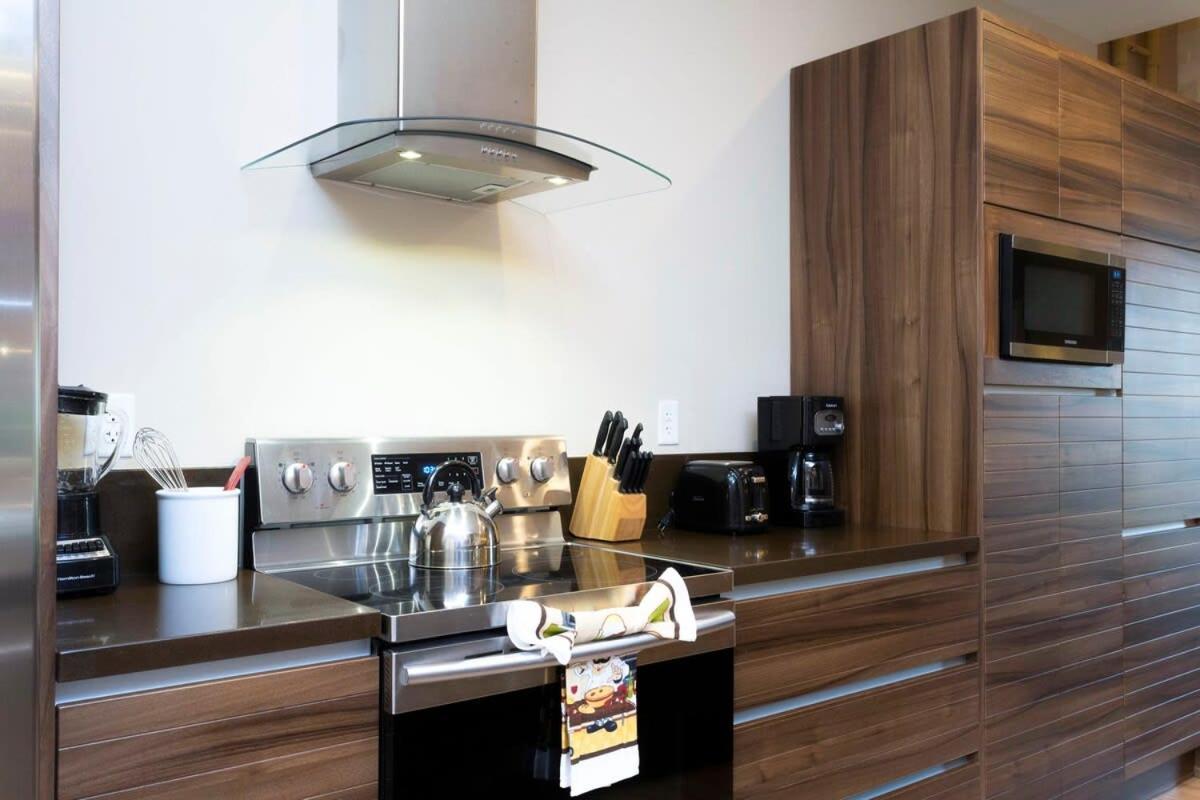 Stunning 4 Bd Close To Disney @ Magic Village Resort 7537 オーランド エクステリア 写真