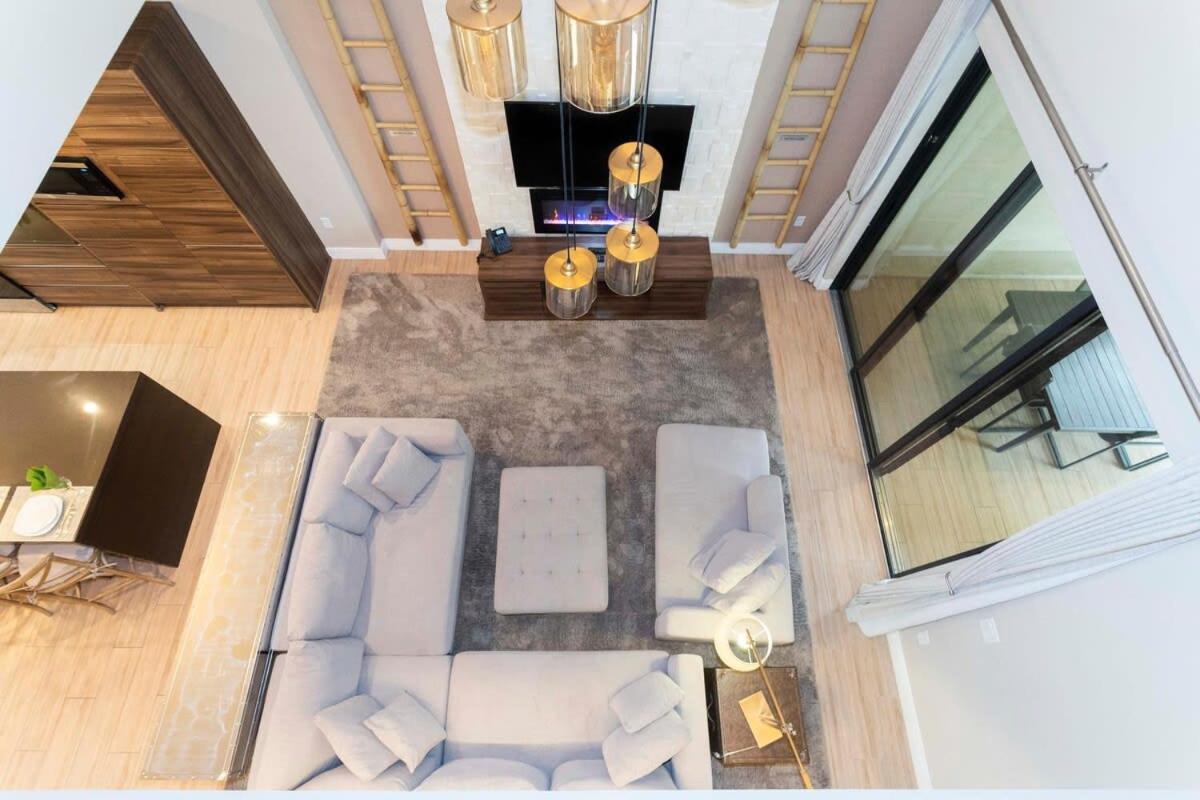 Stunning 4 Bd Close To Disney @ Magic Village Resort 7537 オーランド エクステリア 写真