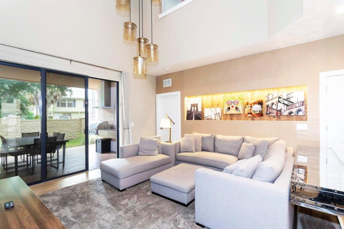 Stunning 4 Bd Close To Disney @ Magic Village Resort 7537 オーランド エクステリア 写真